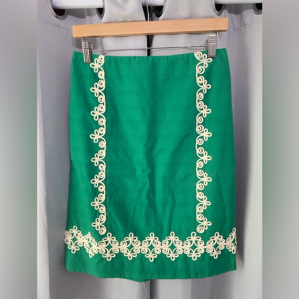 Boden Green Pencil Skirt with Cream Embroidered Trim